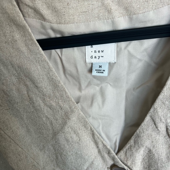 A New Day linen vest in Medium, Linen pant in size small - Picture 2 of 6